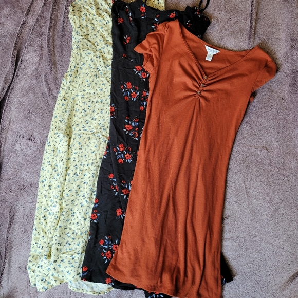 Arizona Jean Company Dresses & Skirts - Arizona juniors dress bundle summer floral XS